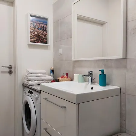 Metro Dzialdowska - Silent And Spacious Apartamento *