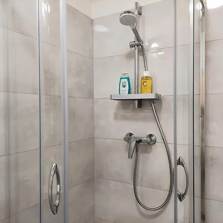 Διαμέρισμα Metro Dzialdowska - Silent And Spacious *